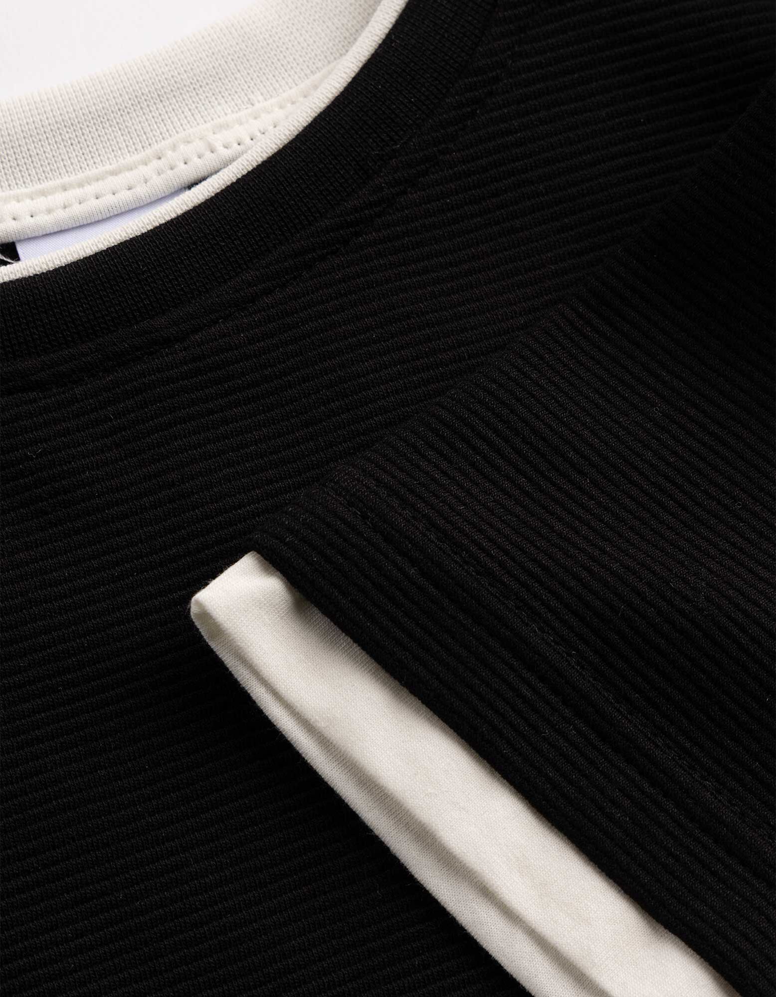 T-Shirt - Double-Layer-Look - Schwarz
