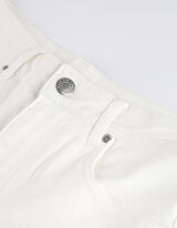 Pantaloncini di jeans - Risvolti fissi sul fondo gamba - bianco