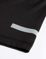 P&oacute;l&oacute; - Kerek nyakkiv&aacute;g&aacute;s - fekete