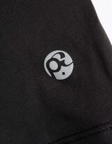 P&oacute;l&oacute; - Kerek nyakkiv&aacute;g&aacute;s - fekete