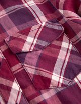 Mar&scaron;kiniai - Ki&scaron;enė krūtinės srityje - tamsiai violetinis