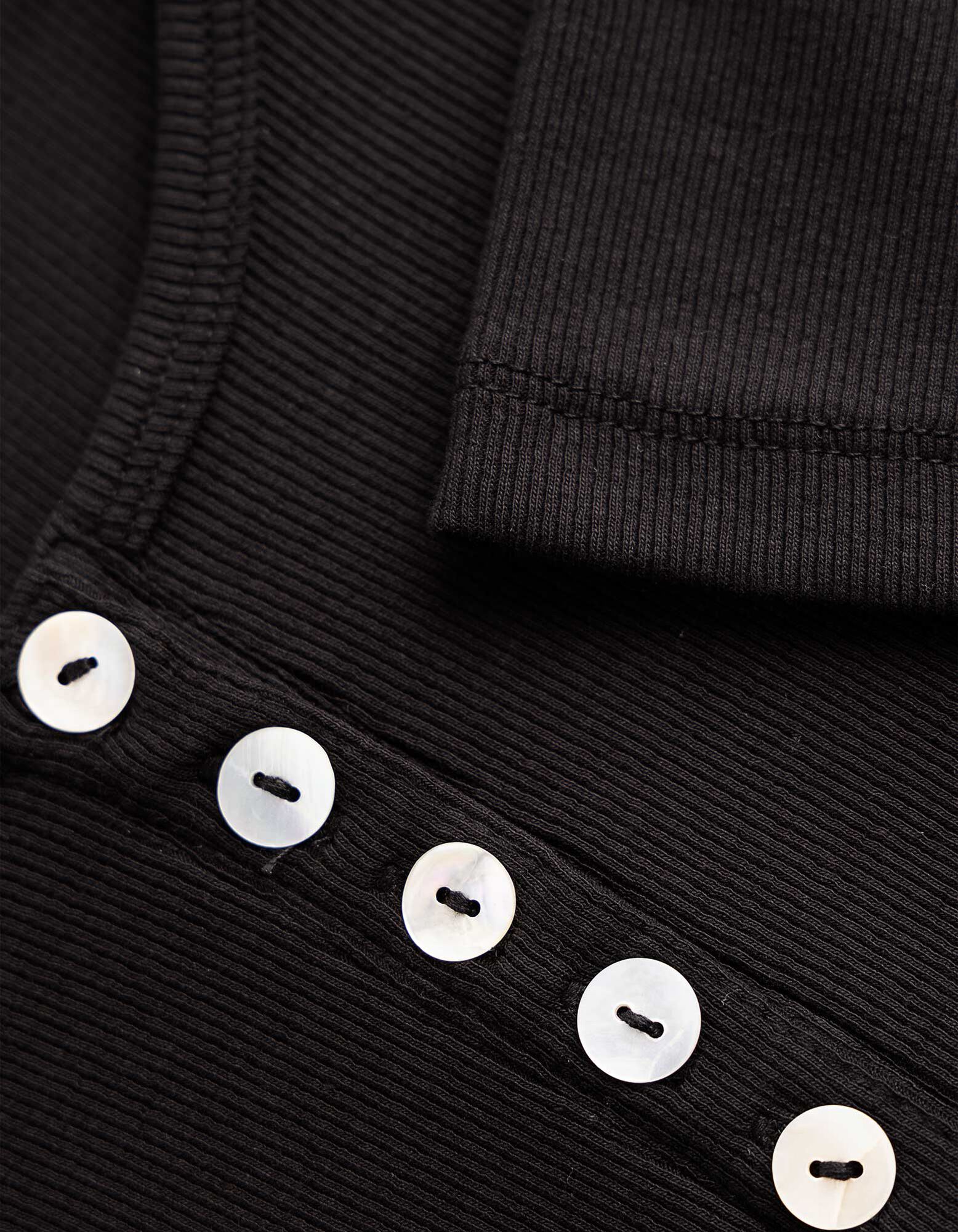 T-Shirt - Knopfleiste - Schwarz