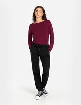 Tričko s dlh&yacute;mi ruk&aacute;vmi - Lodičkov&yacute; v&yacute;strih - tmavocervena