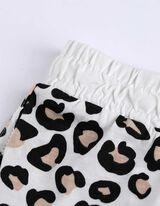 Šortky - Potisk po celé ploše - bílá