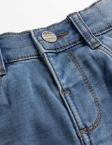 Jeansshorts - Regulierbarer Saum - hellblau