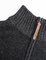 Troyer - naszywka z logo - czarny