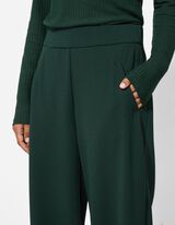 Nohavice tepl&aacute;kov&eacute;ho strihu - Wide Fit - zelena