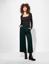 Hossz&uacute; ujj&uacute; felső - Szűk fazon - fekete