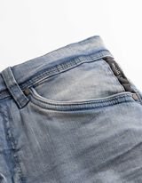 Jeansshorts - Wascheffekte - hellblau