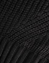 Sweter z dzianiny - dzianina o grubym splocie - czarny