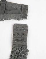 Push-up-rinnahoidja - Push-up-efekt - hall