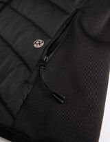 Tepitud vest - peidetud taskud - must