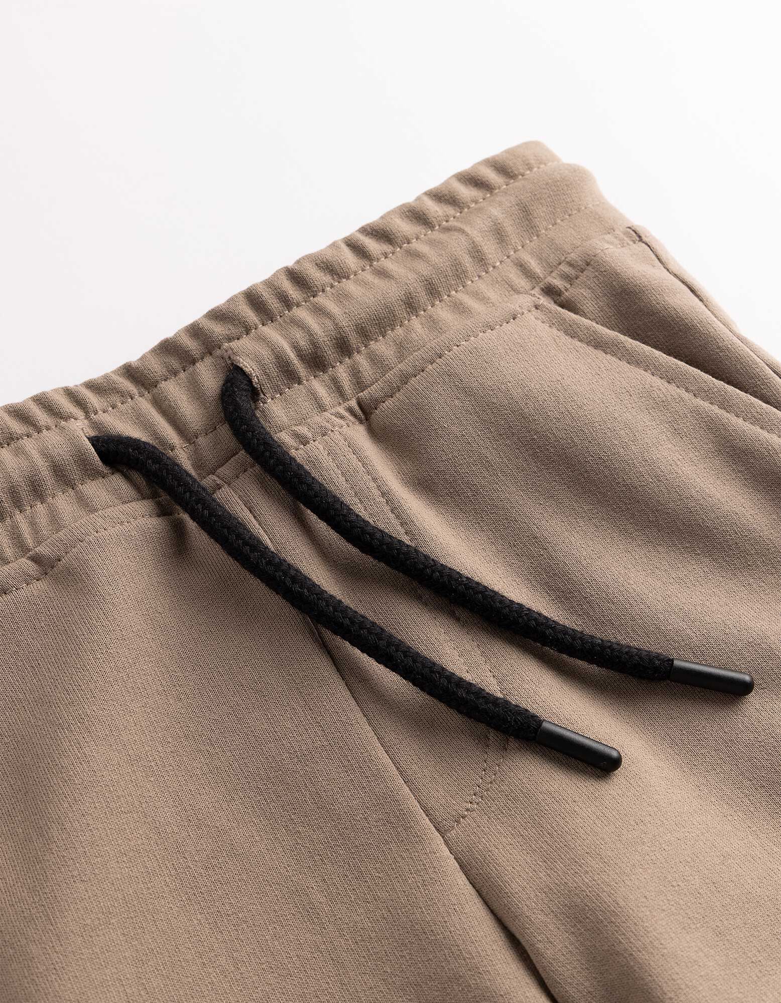 Cargoshorts - Aufgesetze Taschen - Taupe