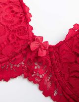 biustonosz pod T-shirt - obszycie z koronki - czerwony