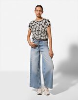 Tričko - Květovan&yacute; vzor - cern&aacute;