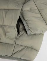 Tepitud jope - vetth&uuml;lgav - tumeroheline