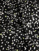 T-s&auml;rk - allover-mustriga - must