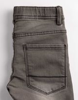 Dž&iacute;nsy - Obnosen&yacute; vzhľad - tmavoseda