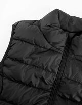 Prešívaná vesta - Stojačik - cierna