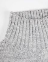 K&ouml;t&ouml;tt ruha - &Aacute;ll&oacute;gall&eacute;r - sz&uuml;rke