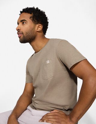 T-Shirt - Brusttasche - hellbraun