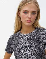 T-s&auml;rk - leopardimuster - helehall