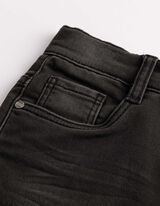 Jeansshorts - Regulierbarer Saum - schwarz
