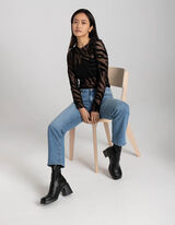 Hossz&uacute; ujj&uacute; felső - Necc - fekete