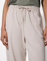 Kelnės - Kontrastingos medžiagos juostos - sviesiai pilkas