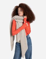 Sall - villane look - beezh