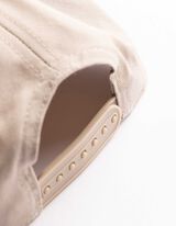 K&scaron;iltovka - V&yacute;&scaron;ivka - b&eacute;žov&aacute;