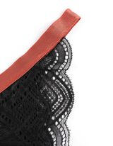 brazyliany - koronka - czarny