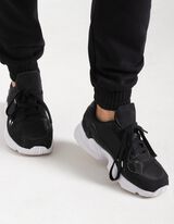 &Scaron;portne hlače - Vrvica - crna