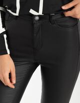 Traperice - Izgled kože - crna