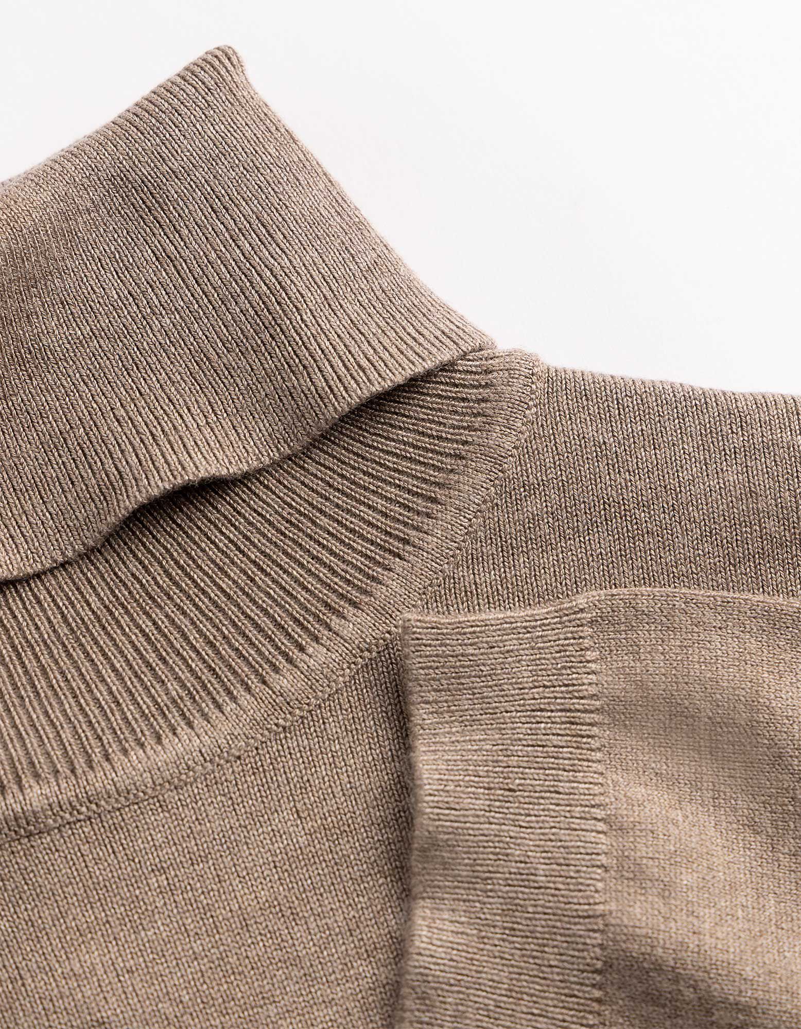 Pullover - Rollkragen - Beige
