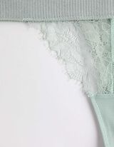 Nohavičky string - Čipka - svetlozelena