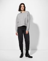 Pul&oacute;ver - T&uacute;lm&eacute;retezett fazon - vilagos szurke