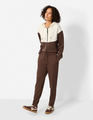 Pantaloni jogging - Inserții de contrast
