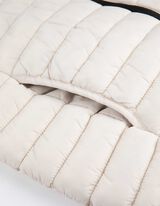 Prešívaná vesta - Šikmé vrecká - bezova