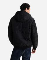 Tepitud jope - vetth&uuml;lgav - must