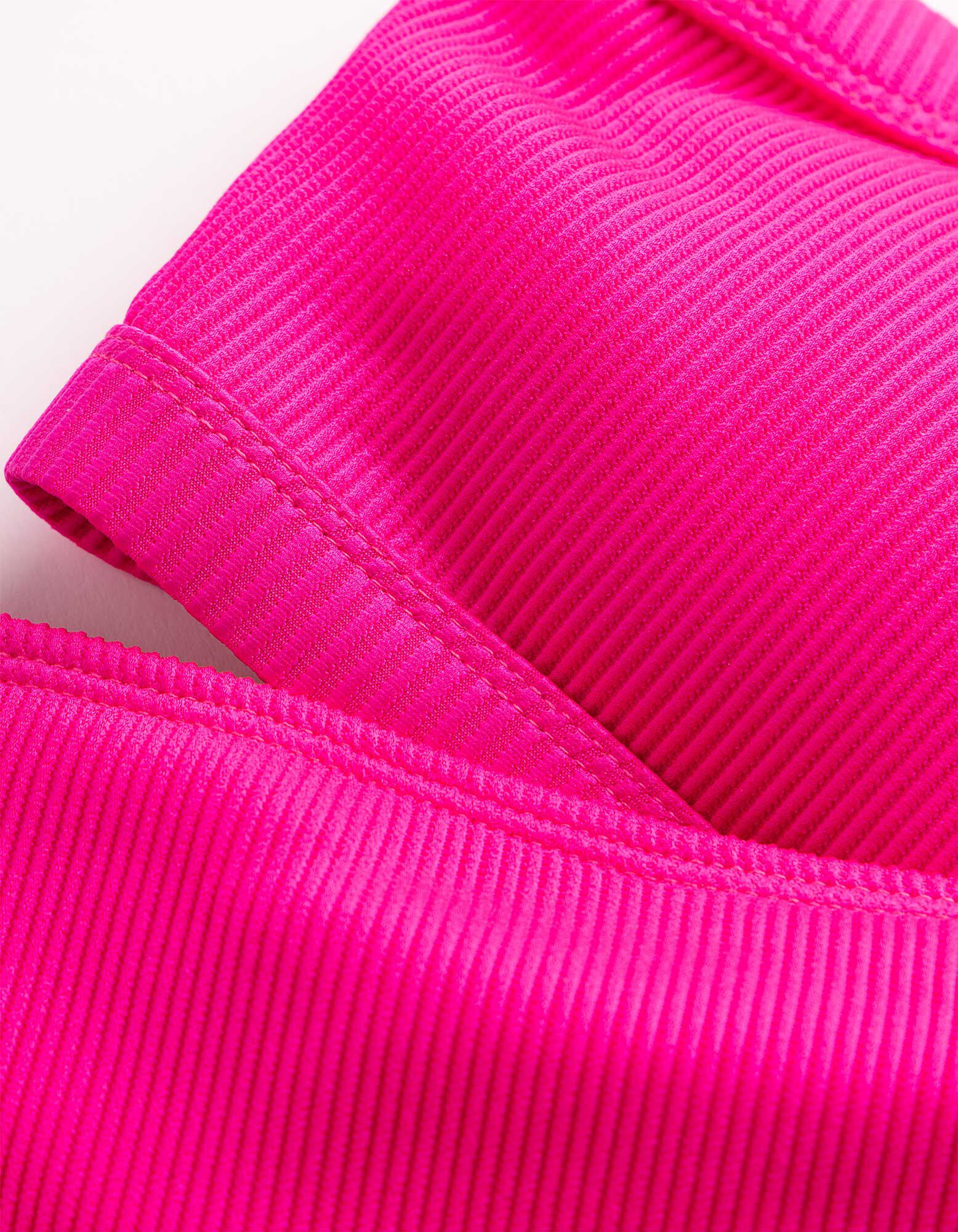 Ensemble haut de bikini et slip de bikini - Mati&egrave;re structur&eacute;e - rose