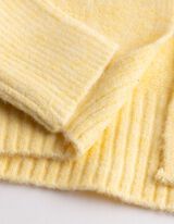 Pulover iz volne - Aplikacija s pentljami - svetlo rumena