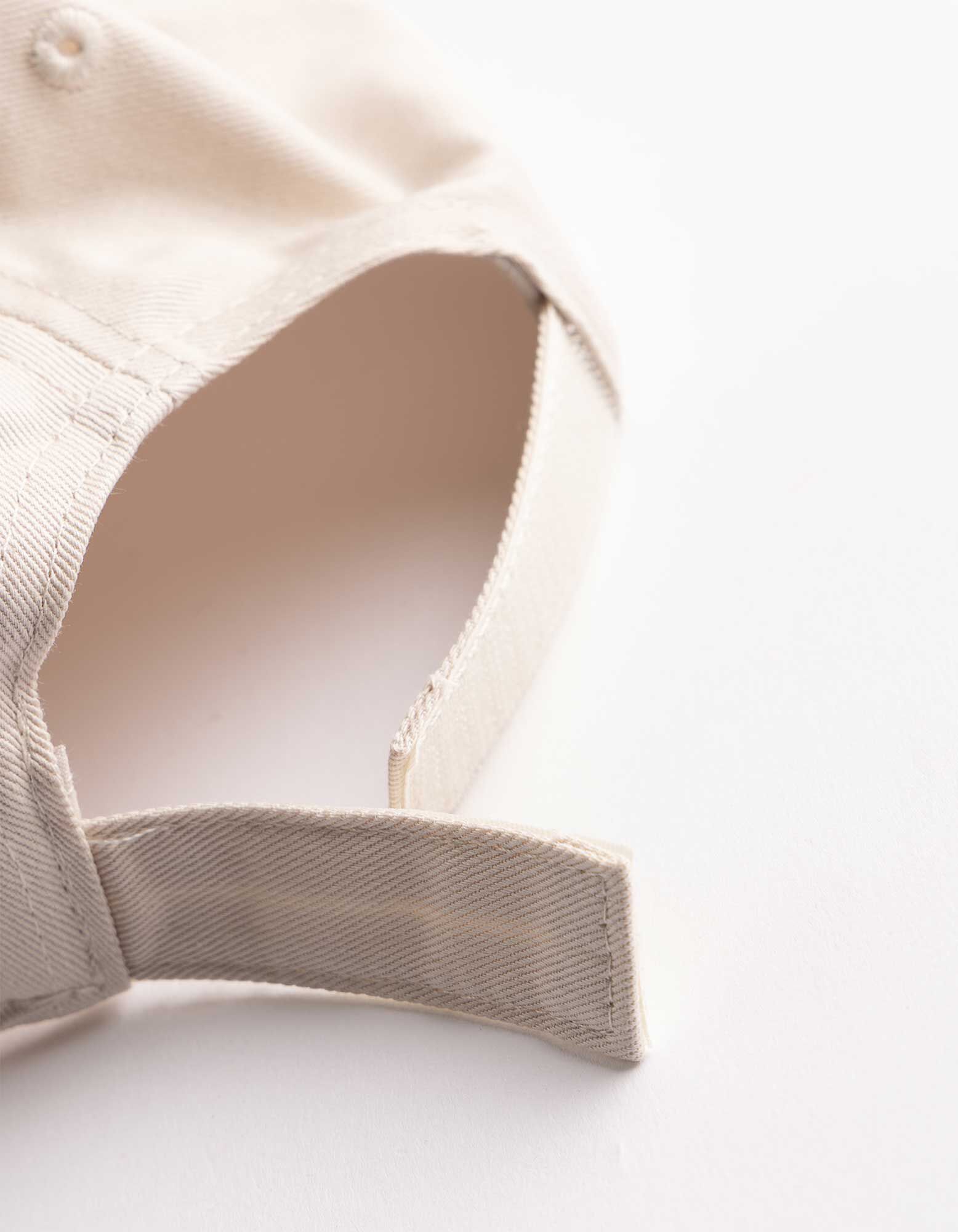 Casquette - Applique en tissu &eacute;ponge - Beige