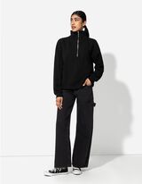 Troyer-kaelusega džemper - must