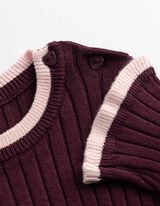 Jemn&aacute; pletenina - Tmavě červen&aacute;