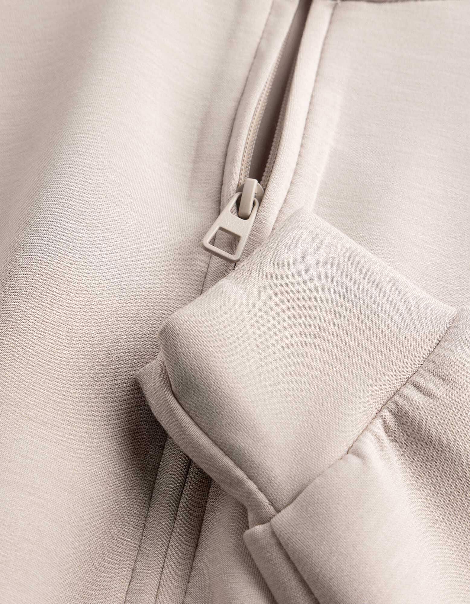 Sweatjacke - Soft-Touch - Beige