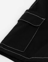 Dž&iacute;nsov&eacute; &scaron;ortky - čierna dž&iacute;nsovina - cierna