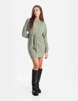 Suknelė - Įvertas rai&scaron;telis juosmens auk&scaron;tyje - zalias