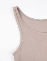 Ujjatlan felső - Alapvető - sotetbezs