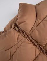 Prošívaná vesta - Stojáček - béžová